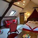 Hotel Le Manoir De Mathan A La Campagne 5 Mn D'arromanches Et 10 Mn De Bayeux 3*