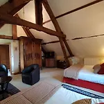 Le Manoir De Mathan A La Campagne 5 Mn D'arromanches Et 10 Mn De Bayeux Hotel Crépon