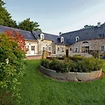 Hotel Le Manoir De Mathan A La Campagne 5 Mn D'arromanches Et 10 Mn De Bayeux 3*