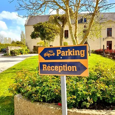 Le Manoir De Mathan A La Campagne 5 Mn D'arromanches Et 10 Mn De Bayeux Hotel Crepon