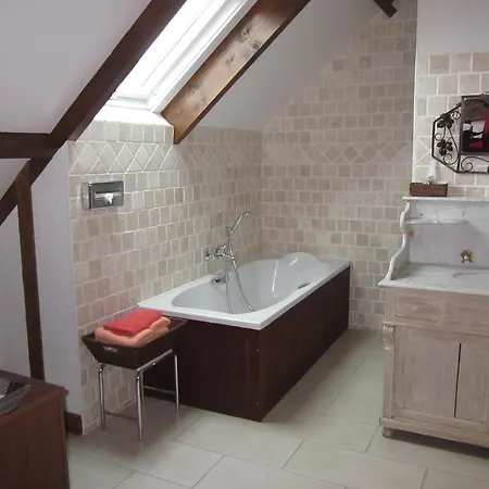 Le Manoir De Mathan A La Campagne 5 Mn D'arromanches Et 10 Mn De Bayeux