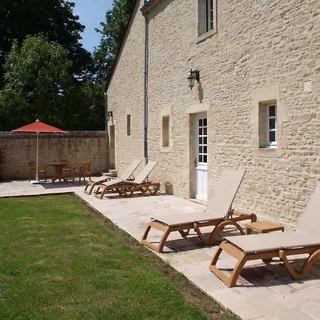 Hotel Le Manoir De Mathan A La Campagne 5 Mn D'arromanches Et 10 Mn De Bayeux 3*
