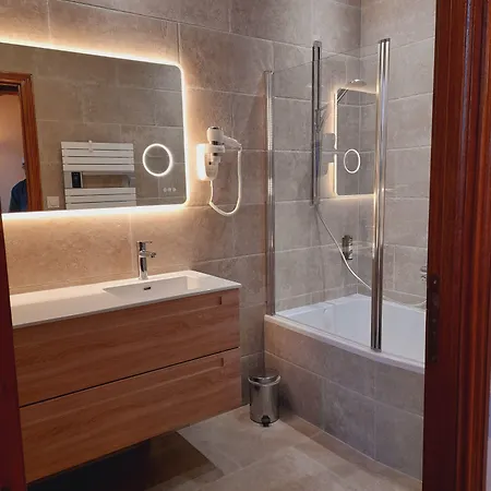 Le Manoir De Mathan A La Campagne 5 Mn D'arromanches Et 10 Mn De Bayeux