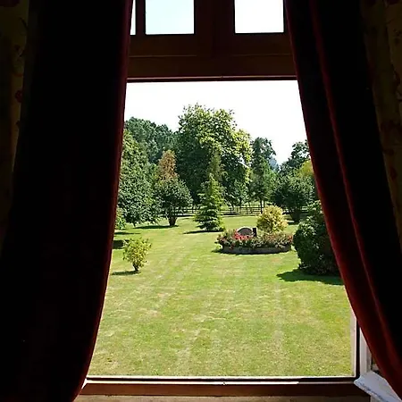 Le Manoir De Mathan A La Campagne 5 Mn D'arromanches Et 10 Mn De Bayeux 3* Crépon