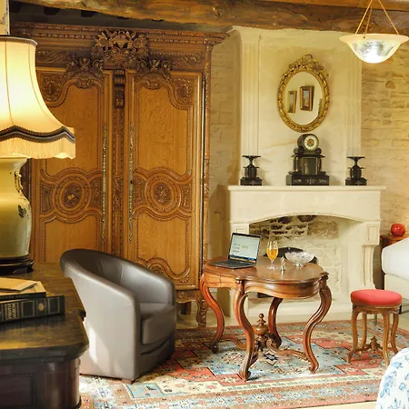 Le Manoir De Mathan à La Campagne 5 Mn D'arromanches Et 10 Mn De Bayeux Hotel 3*