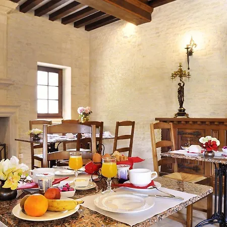 Hotel Le Manoir De Mathan A La Campagne 5 Mn D'arromanches Et 10 Mn De Bayeux 3*