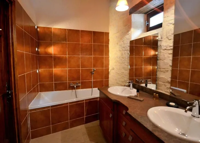 Le Manoir De Mathan A La Campagne 5 Mn D'arromanches Et 10 Mn De Bayeux