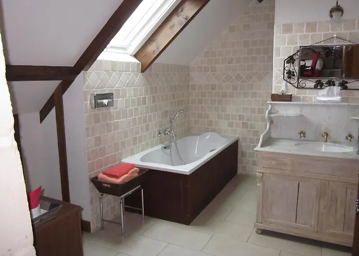 Le Manoir De Mathan A La Campagne 5 Mn D'arromanches Et 10 Mn De Bayeux