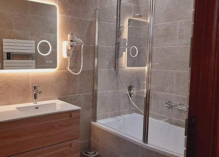 Le Manoir De Mathan A La Campagne 5 Mn D'arromanches Et 10 Mn De Bayeux Crépon