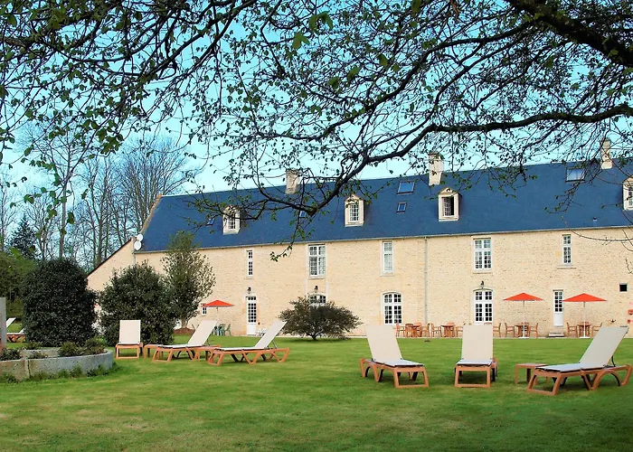 호텔 Le Manoir De Mathan A La Campagne 5 Mn D'arromanches Et 10 Mn De Bayeux 3*