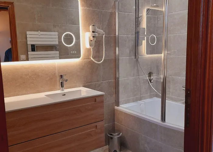 Le Manoir De Mathan A La Campagne 5 Mn D'arromanches Et 10 Mn De Bayeux