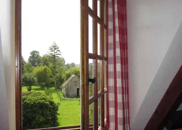 Le Manoir De Mathan A La Campagne 5 Mn D'arromanches Et 10 Mn De Bayeux 3*